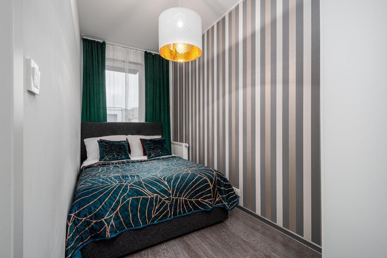 Apart D&K Free Parking Cybernetyki 2E Apartment Warsaw Luaran gambar